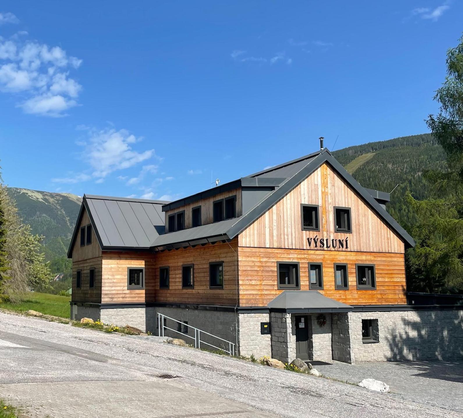 维斯鲁尼酒店 Špindlerŭv Mlýn 外观 照片