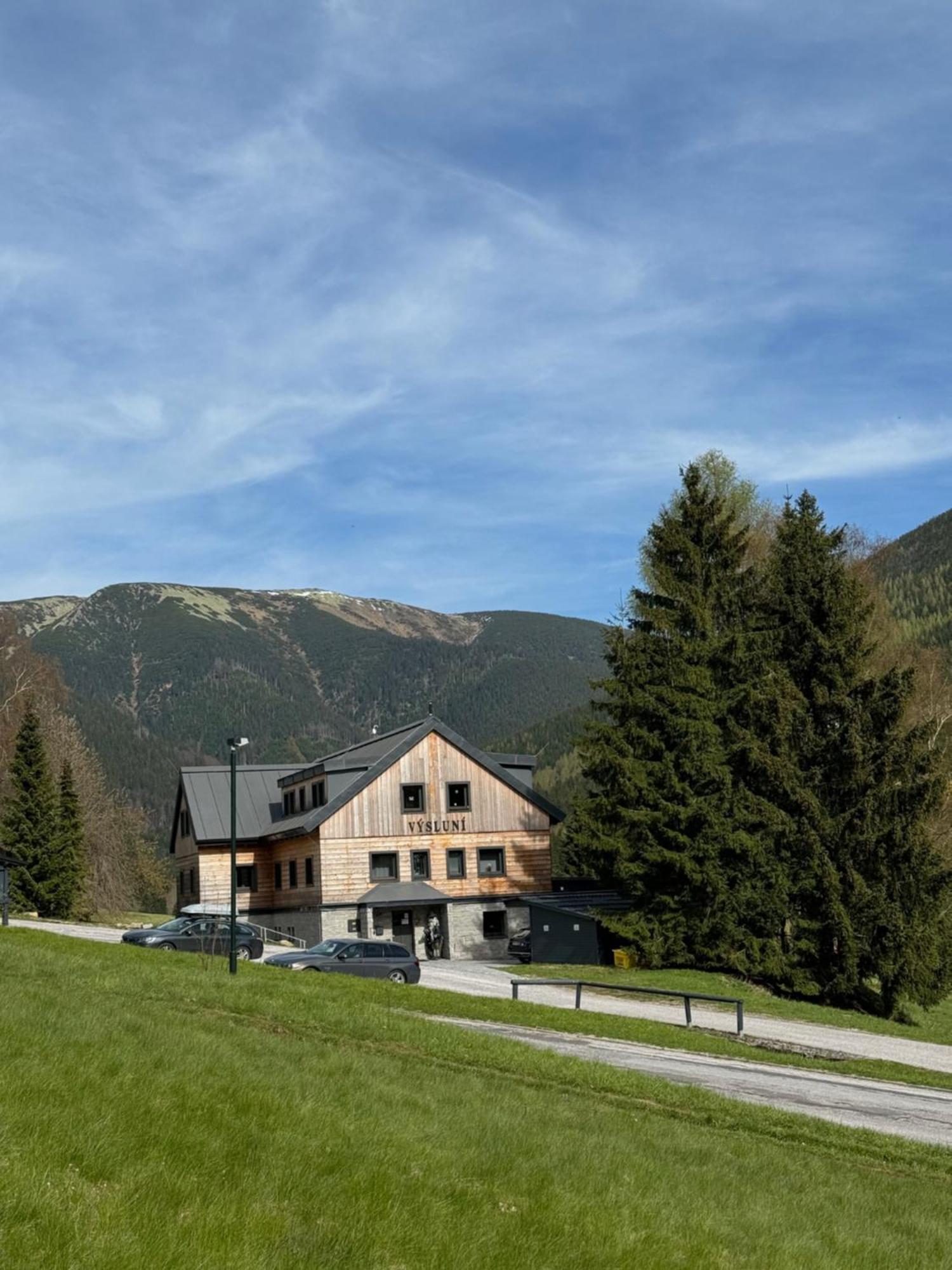 维斯鲁尼酒店 Špindlerŭv Mlýn 外观 照片